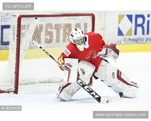 中国女子冰球发展历程 从低谷到国际赛事夺冠